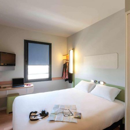 ホテル Ibis Budget Valencia Alcasser スィーヤ エクステリア 写真